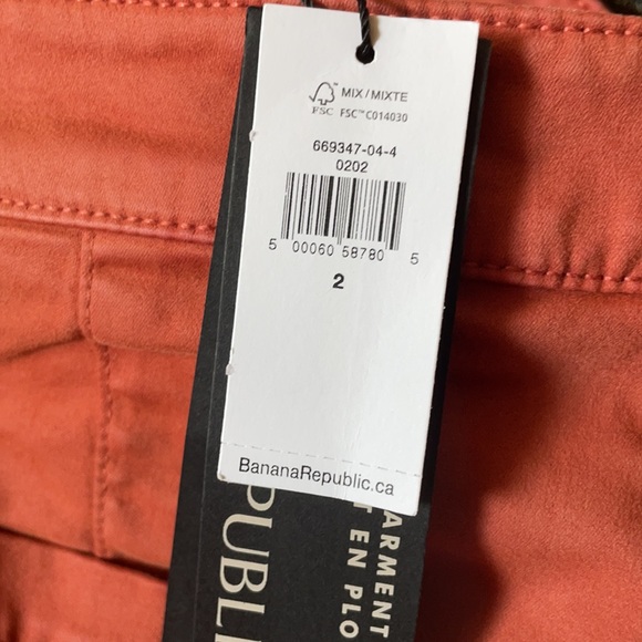 Bananna Republic mid rise, ankle, skinny stretch jean - Picture 3 of 3